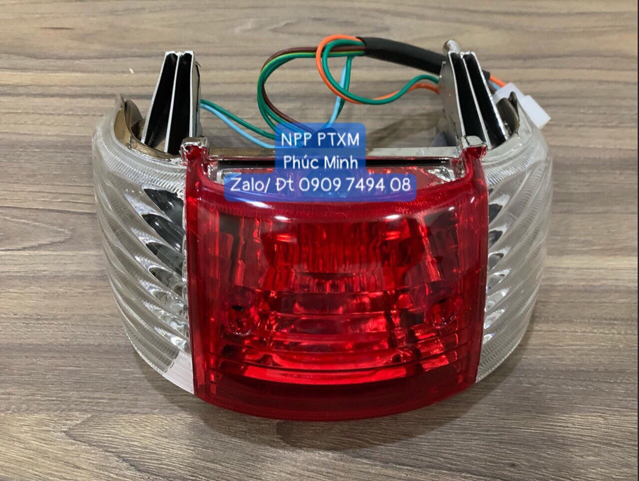 Đèn Hậu Wave - UMV
